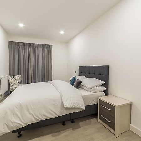 Canning Town Stratford Apartments Лондон Экстерьер фото